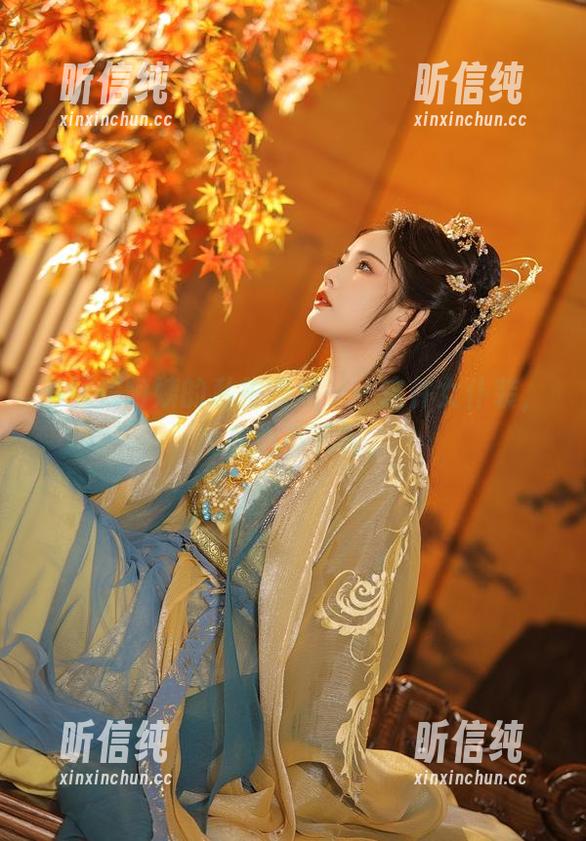 苏嫣嫣阿姨 苏嫣嫣阿姨的私拍图集——这件女仆装,我放心不下呢。