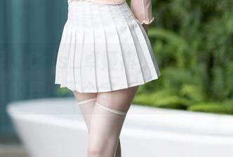 语画界 – Cris_卓娅祺，女王范儿，原图下载的理由五个字：眼珠子都要掉。