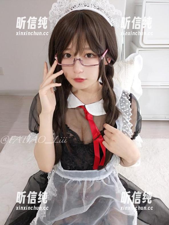 迷之呆梨展现的高清炙热，无疑是对夏天最好的讽刺！