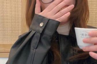 闪月半的夏季制服资源——你见过能让西瓜都嫉妒的组合吗？