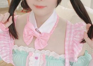 霜月shimo系列：纯毛衣狂想曲，精选出奇趣无比的搭配。